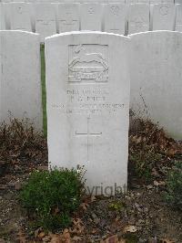 Bailleul Communal Cemetery Extension (Nord) - Philp, F G