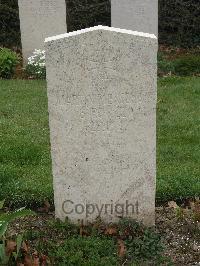 Bailleul Communal Cemetery Extension (Nord) - Pietschak, Martin