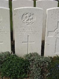 Bailleul Communal Cemetery Extension (Nord) - Pink, D S