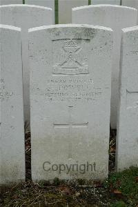 Bailleul Communal Cemetery Extension (Nord) - Powell, F