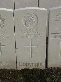 Bailleul Communal Cemetery Extension (Nord) - Quinn, W J