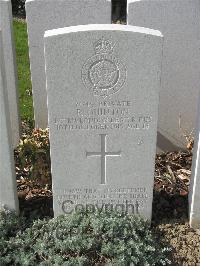 Bailleul Communal Cemetery Extension (Nord) - Quinton, R