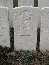 Bailleul Communal Cemetery Extension (Nord) - Raeside, James Inglis