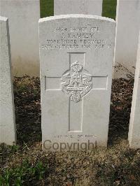 Bailleul Communal Cemetery Extension (Nord) - Ramsey, J