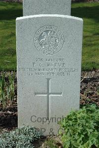 Bailleul Communal Cemetery Extension (Nord) - Reeve, Frederick Colin