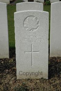 Bailleul Communal Cemetery Extension (Nord) - Richardson, G T