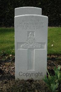 Bailleul Communal Cemetery Extension (Nord) - Richardson, William