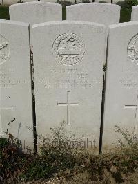 Bailleul Communal Cemetery Extension (Nord) - Rider, William Varley