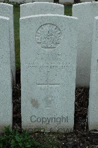 Bailleul Communal Cemetery Extension (Nord) - Rixon, A J