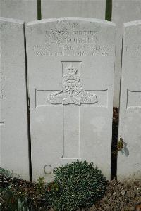 Bailleul Communal Cemetery Extension (Nord) - Roberts, Alfred William