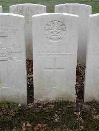 Bailleul Communal Cemetery Extension (Nord) - Roberts, W