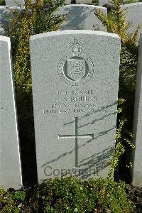 Bailleul Communal Cemetery Extension (Nord) - Robins, Christopher Arthur
