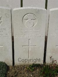 Bailleul Communal Cemetery Extension (Nord) - Robinson, G