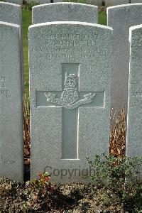 Bailleul Communal Cemetery Extension (Nord) - Rothwell, F