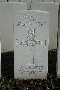 Bailleul Communal Cemetery Extension (Nord) - Round, George