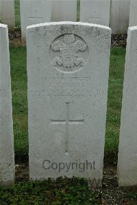 Bailleul Communal Cemetery Extension (Nord) - Rowe, E G