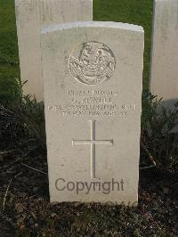 Bailleul Communal Cemetery Extension (Nord) - Rowell, G