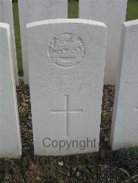 Bailleul Communal Cemetery Extension (Nord) - Roxbee, W H