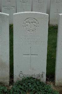 Bailleul Communal Cemetery Extension (Nord) - Russell, A J