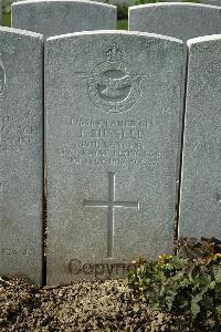 Bailleul Communal Cemetery Extension (Nord) - Russell, F