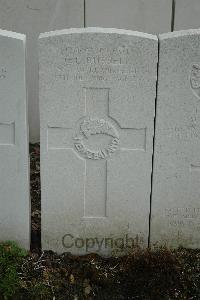 Bailleul Communal Cemetery Extension (Nord) - Russell, George Edward