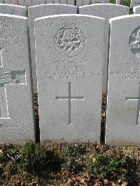 Bailleul Communal Cemetery Extension (Nord) - Sapey, E