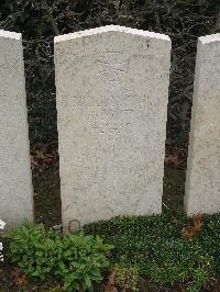 Bailleul Communal Cemetery Extension (Nord) - Schenk, Julius