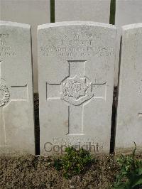 Bailleul Communal Cemetery Extension (Nord) - Scott, F