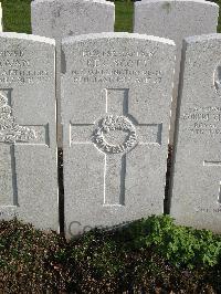 Bailleul Communal Cemetery Extension (Nord) - Scott, Robert Francis Coghill