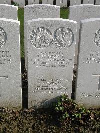 Bailleul Communal Cemetery Extension (Nord) - Sewell, Thomas Frederick