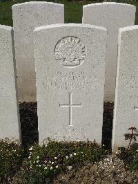 Bailleul Communal Cemetery Extension (Nord) - Shanahan, John Joseph