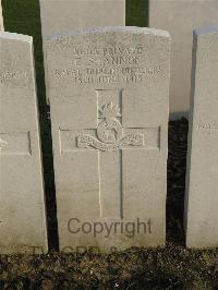 Bailleul Communal Cemetery Extension (Nord) - Shannon, E