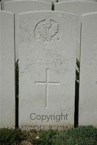 Bailleul Communal Cemetery Extension (Nord) - Shaw, J