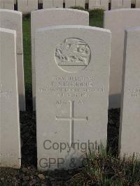 Bailleul Communal Cemetery Extension (Nord) - Sibthorpe, Percy
