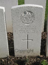 Bailleul Communal Cemetery Extension (Nord) - Silvester, Leslie James