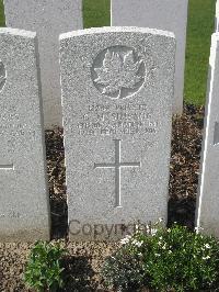 Bailleul Communal Cemetery Extension (Nord) - Simpson, G M