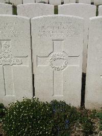 Bailleul Communal Cemetery Extension (Nord) - Skivington, Edward