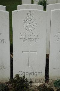 Bailleul Communal Cemetery Extension (Nord) - Smith, Alfred Joseph