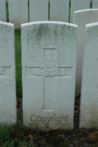 Bailleul Communal Cemetery Extension (Nord) - Smith, T S