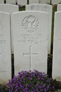 Bailleul Communal Cemetery Extension (Nord) - Smith, W