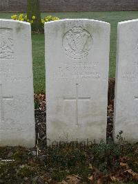 Bailleul Communal Cemetery Extension (Nord) - Snoddy, Thomas