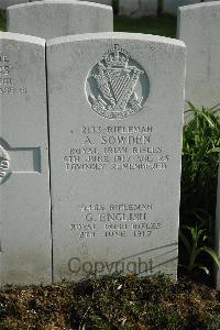 Bailleul Communal Cemetery Extension (Nord) - Sowden, Arthur