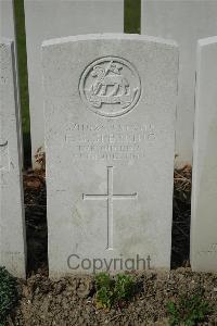 Bailleul Communal Cemetery Extension (Nord) - Sperring, F G