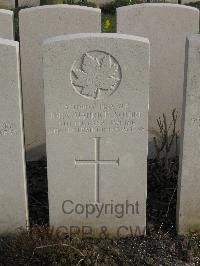Bailleul Communal Cemetery Extension (Nord) - Squire, John Maurice