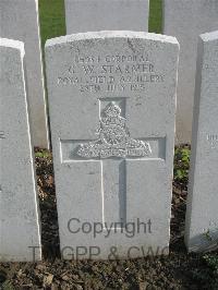 Bailleul Communal Cemetery Extension (Nord) - Starmer, George William