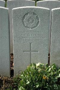 Bailleul Communal Cemetery Extension (Nord) - Stevens, A R