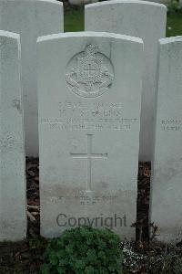 Bailleul Communal Cemetery Extension (Nord) - Stevens, Henry James