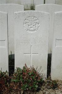 Bailleul Communal Cemetery Extension (Nord) - Stevenson, G