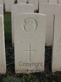 Bailleul Communal Cemetery Extension (Nord) - Stott, Clarence William