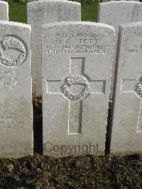 Bailleul Communal Cemetery Extension (Nord) - Stott, James Thomas